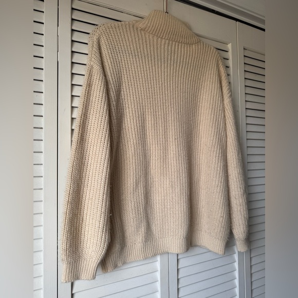 H&M Cream Turtleneck Sweater - Picture 4 of 7